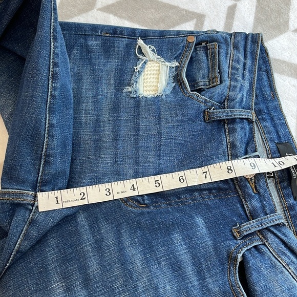 Judy Blue Boyfriend Thermal Patch Mid-Rise Jeans size 5/27 Style: 88306 - Picture 9 of 10